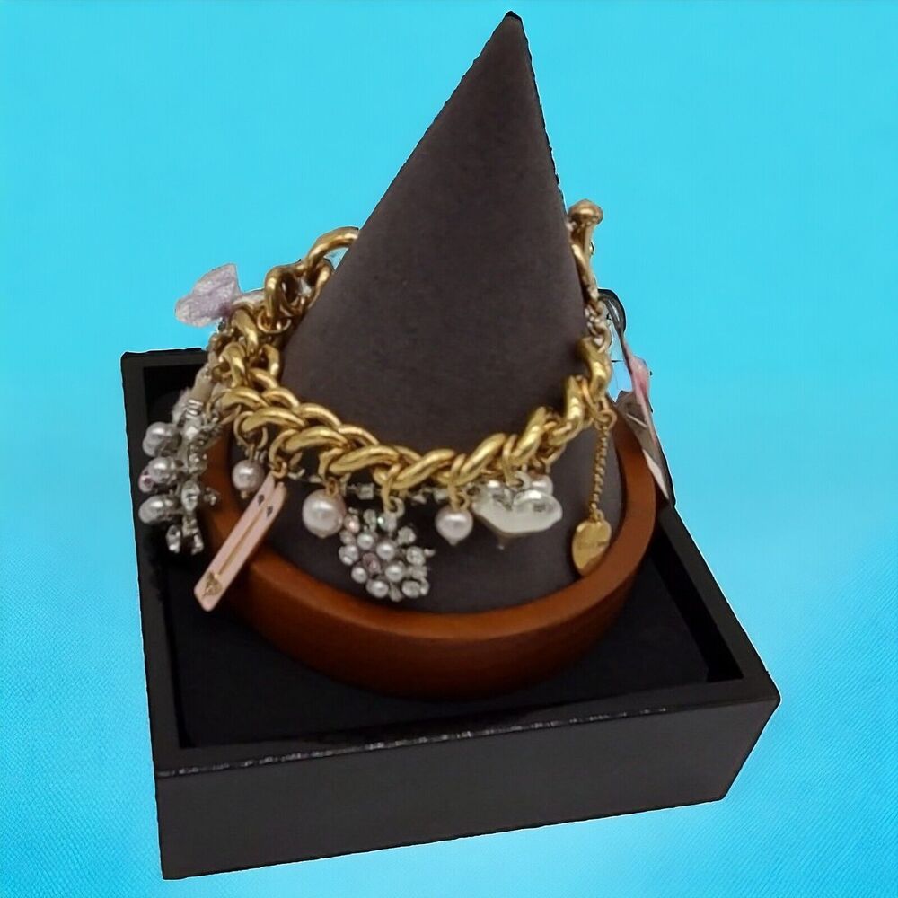 NEW Betsey Johnson Retro Glam Bunny Rabbit Skis Snowflake Gold Tone Bracelet - Picture 6 of 14